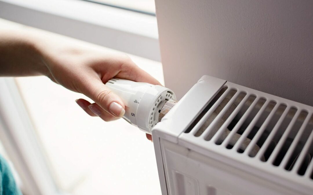 Heat pumps - hand adjusting thermostat
